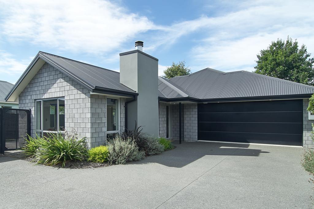 Ilam Villa - Christchurch Holiday Homes Екстериор снимка