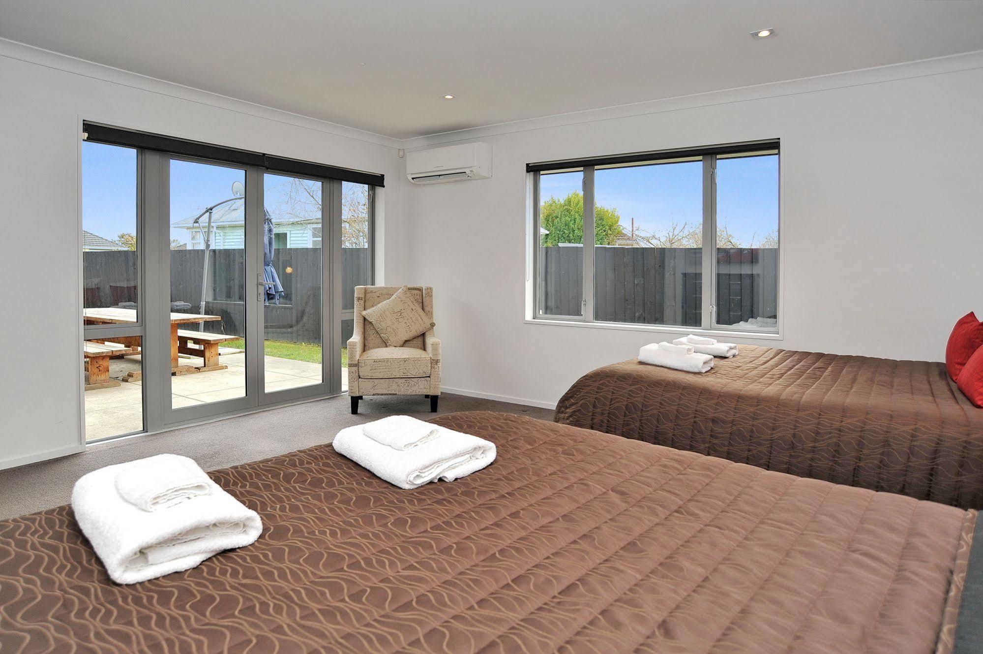 Ilam Villa - Christchurch Holiday Homes Екстериор снимка